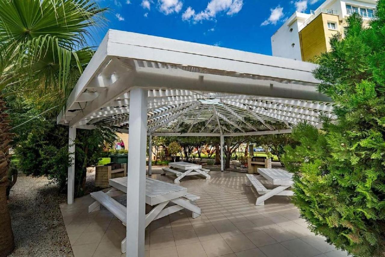 Tiberius Pool Apartments In Caesar Resort & Spa Trikomo Exteriér fotografie